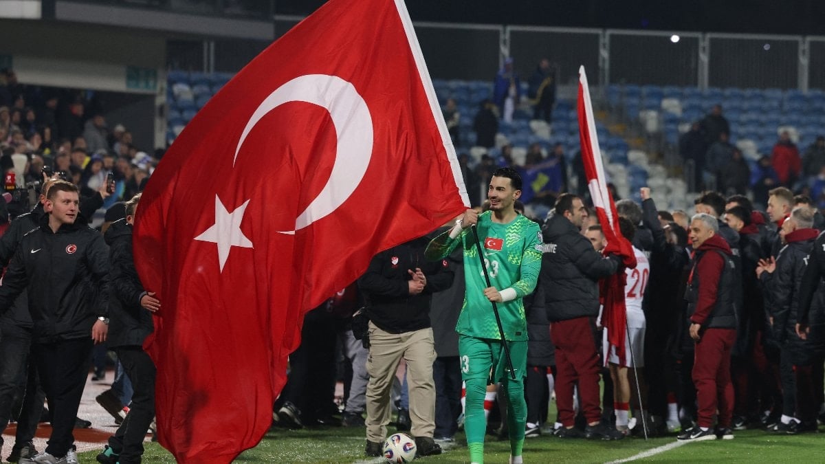 A Milli Takım’da Uğurcan Çakır geceye damga vurdu