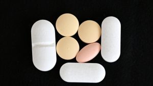 ABD’den bazı ilaçlara yüzde 100 gümrük vergisi