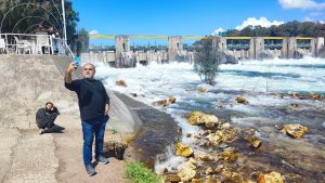 Adana’da taşkın önlemi manzaraya dönüştü: Herkes fotoğraf çekti