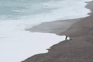 Antalya’da Sağanak ve Dev Dalgalar