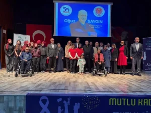 Bucak’ta “Eğitim ve Aile” konulu konferans düzenlendi