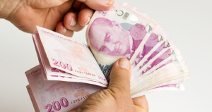 En düşük maaş 80 bin lira oldu, işçiler bayram etti