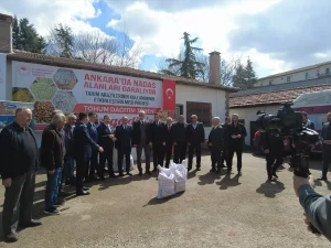 Gölbaşı’nda Nohut Tohumu Dağıtımı