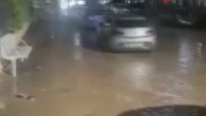İran, İsrail’de su şebekesini vurdu: Şehir su altında kaldı