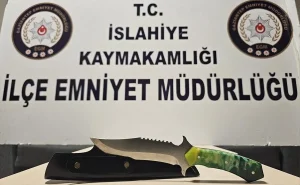 İslahiye’de Kesici Aletli Şüpheli Yakalandı