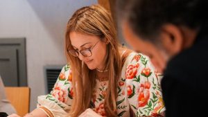 Meryem Uzerli ve Halit Ergenç yıllar sonra bir arada! Okuma provası yapıldı